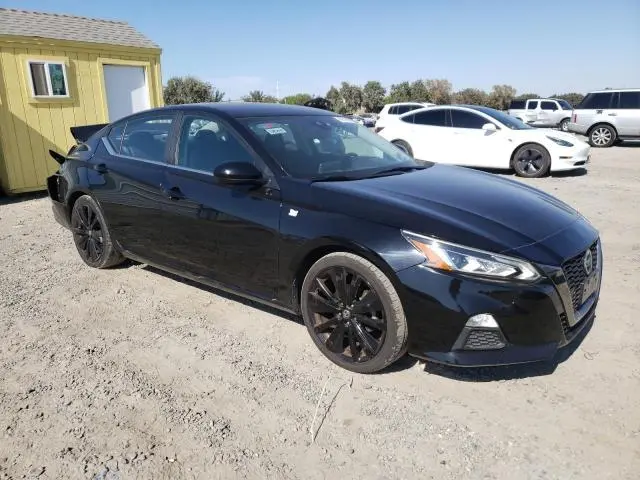 2020 NISSAN ALTIMA SR  