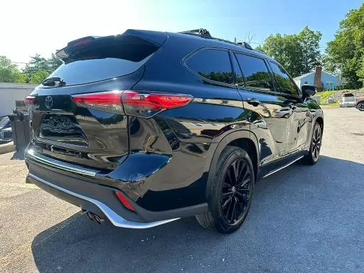 2023 TOYOTA HIGHLANDER XSE  