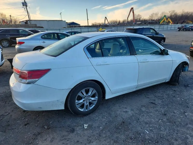 2011 HONDA ACCORD SE  