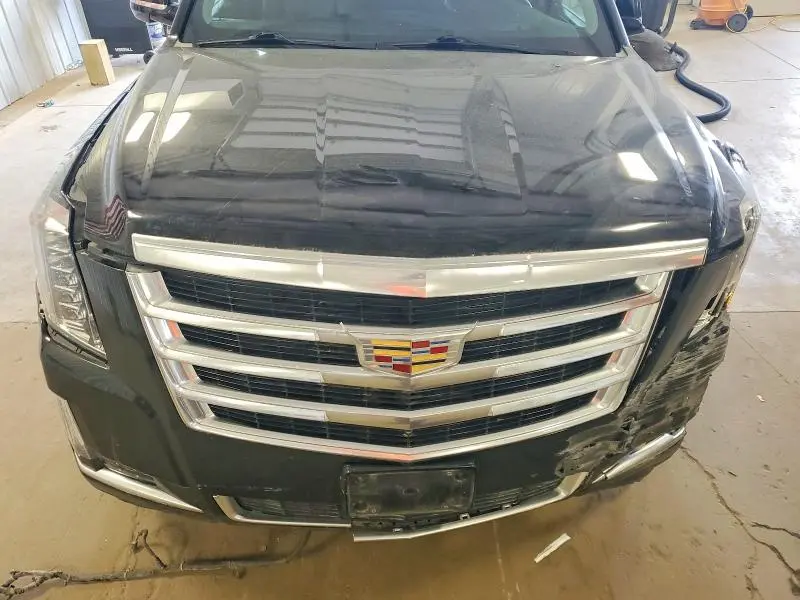 2017 CADILLAC ESCALADE ESV LUXURY  
