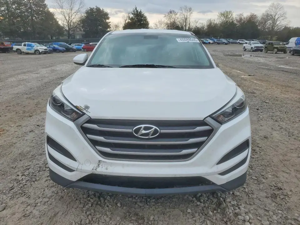 2018 HYUNDAI TUCSON SE  