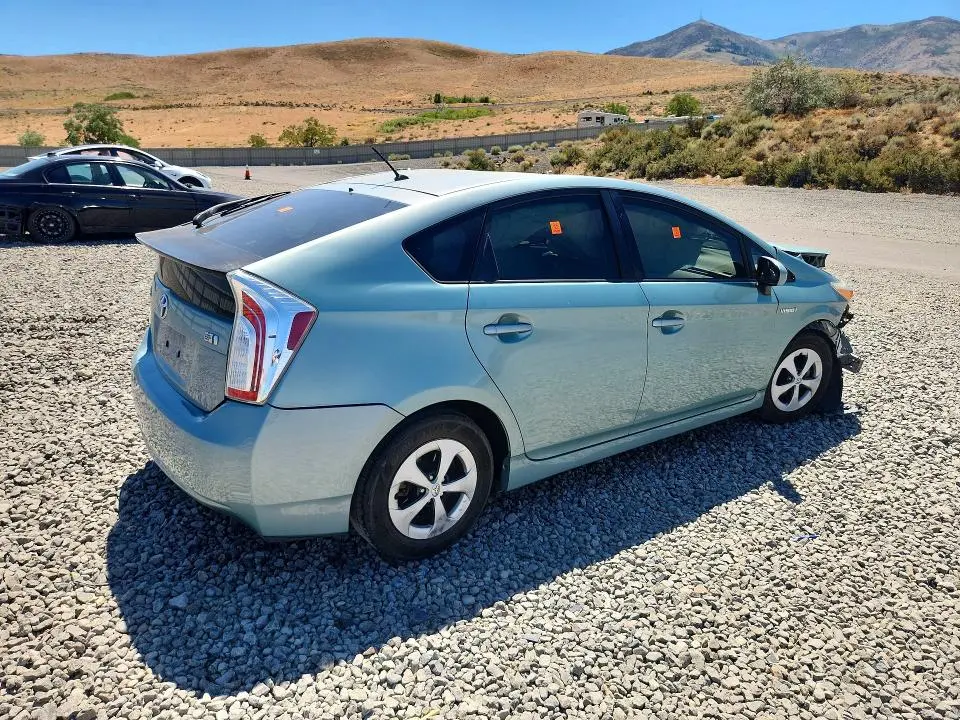 2013 TOYOTA PRIUS TWO  