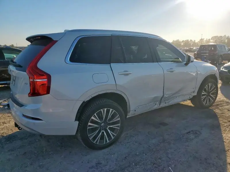 2022 VOLVO XC90 T5 MOMENTUM  