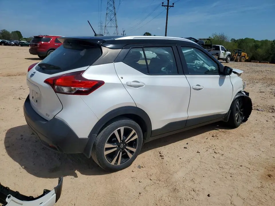 2019 NISSAN KICKS SV  