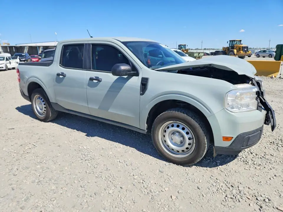 2024 FORD MAVERICK XL  