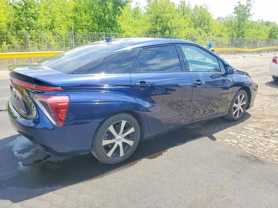 2018 TOYOTA MIRAI BASE  