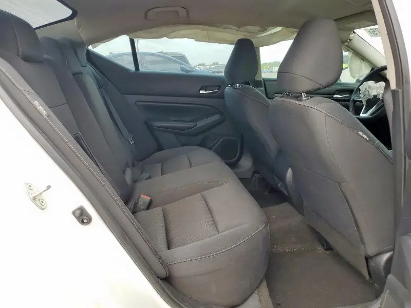 2022 NISSAN ALTIMA S  