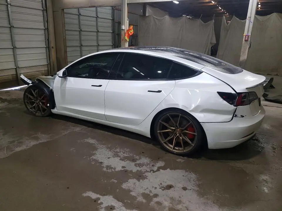 2020 TESLA MODEL 3   