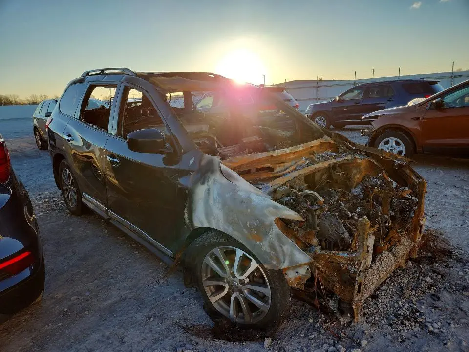 2013 NISSAN PATHFINDER S  