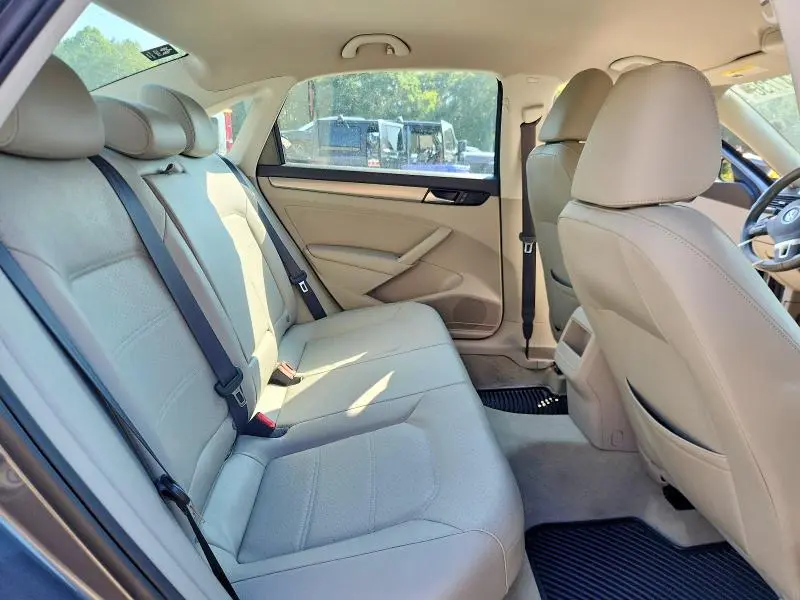 2014 VOLKSWAGEN PASSAT S  