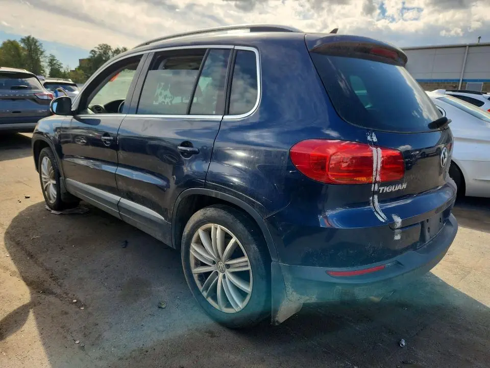 2013 VOLKSWAGEN TIGUAN S  