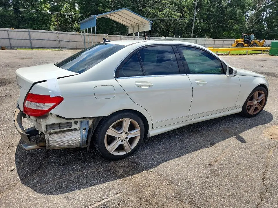 2010 MERCEDES-BENZ C 300  