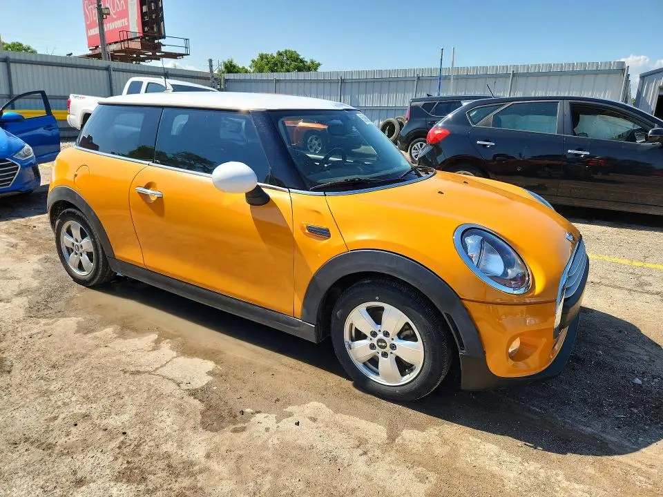 2014 MINI COOPER   