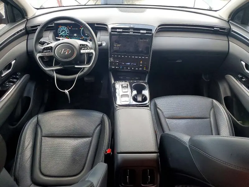 2024 HYUNDAI TUCSON   
