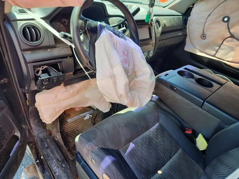 2014 TOYOTA TUNDRA SR  