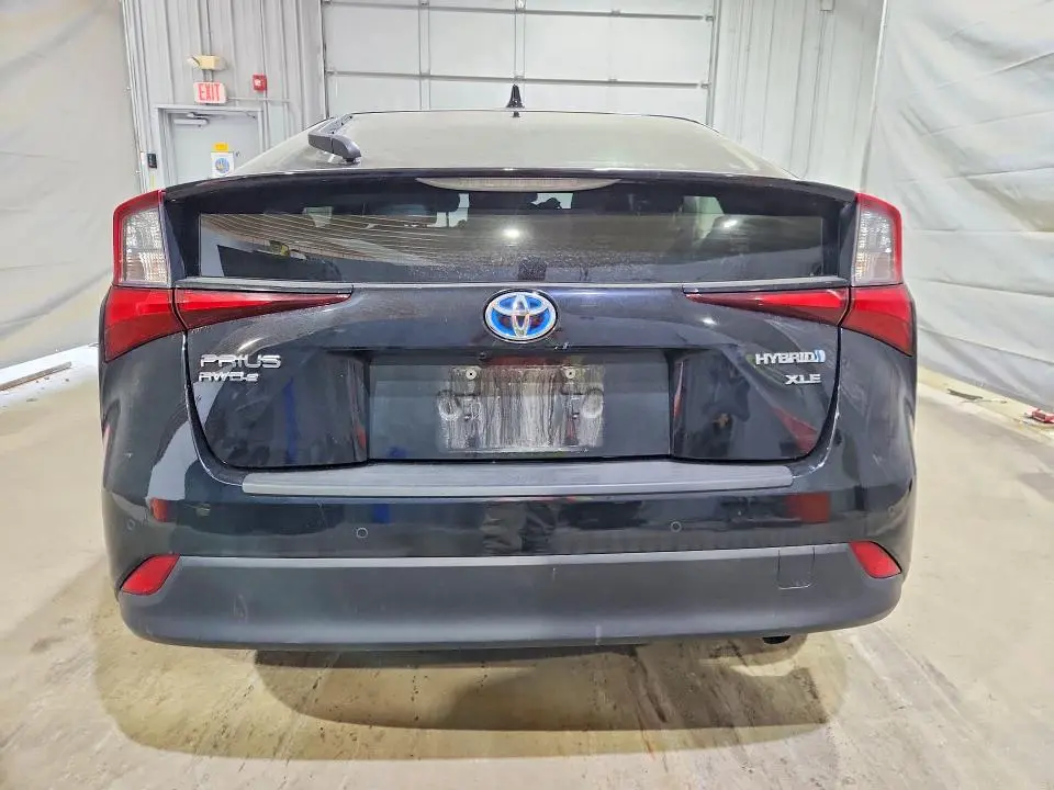 2022 TOYOTA PRIUS XLE AWD-E  