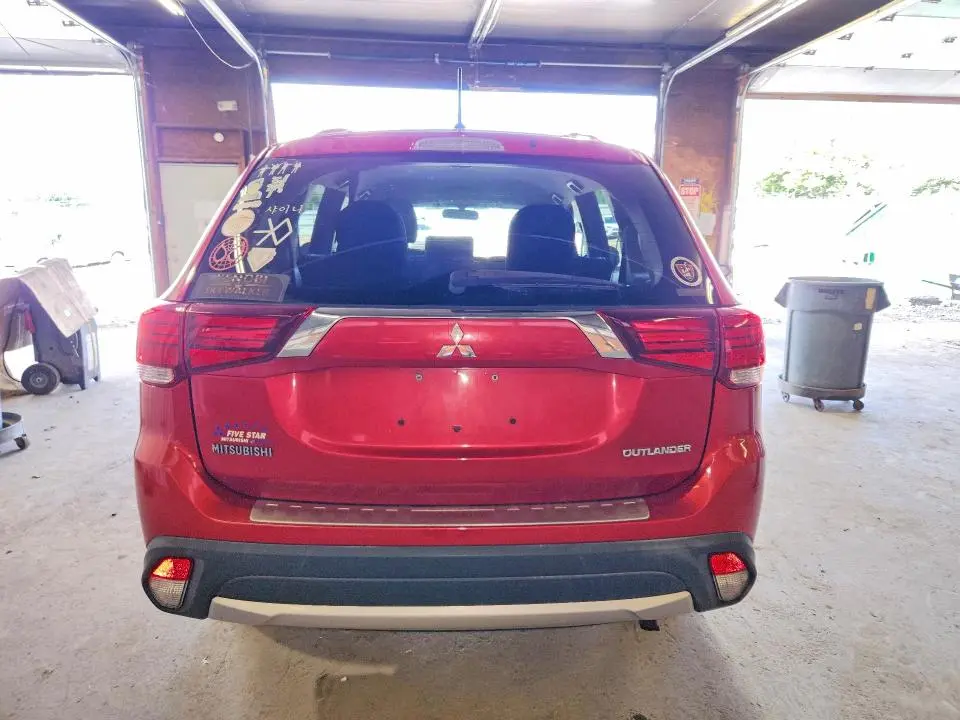 2016 MITSUBISHI OUTLANDER SE  