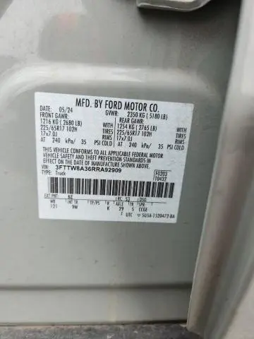 2024 FORD MAVERICK XL  