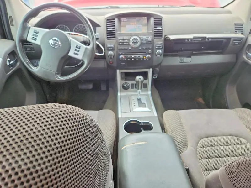 2011 NISSAN PATHFINDER S  