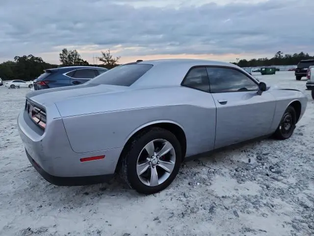 2016 DODGE CHALLENGER SXT  