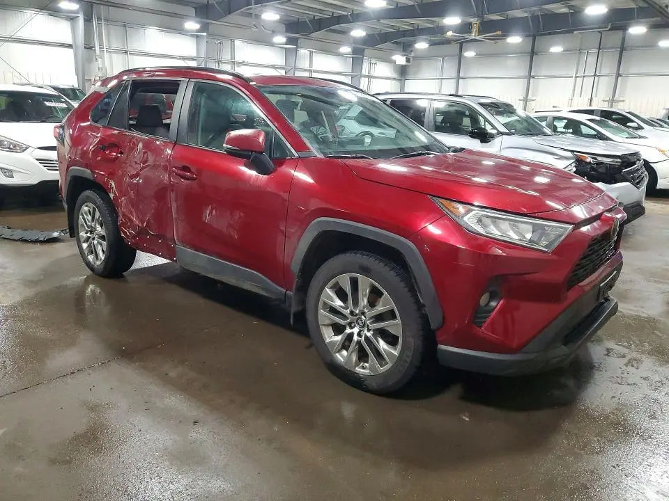 2019 TOYOTA RAV4 XLE PREMIUM  