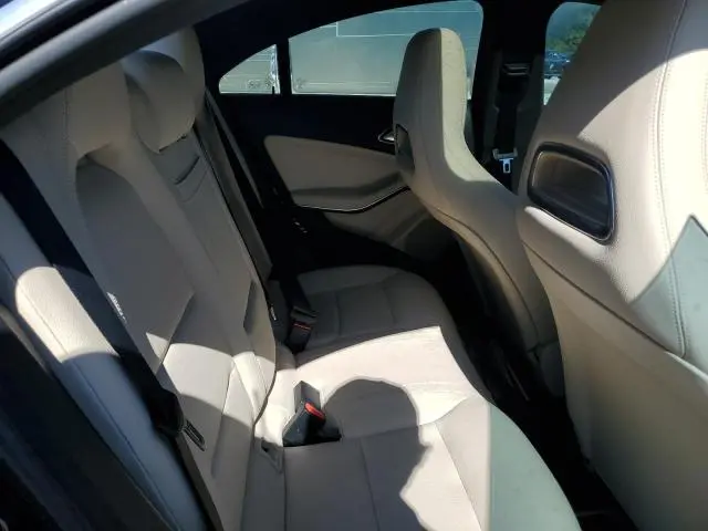 2019 MERCEDES-BENZ CLA 250 4MATIC  