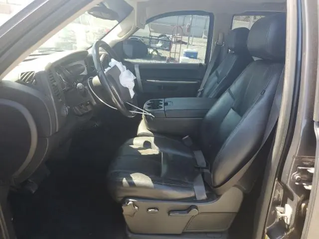 2011 CHEVROLET SILVERADO K1500 LT  