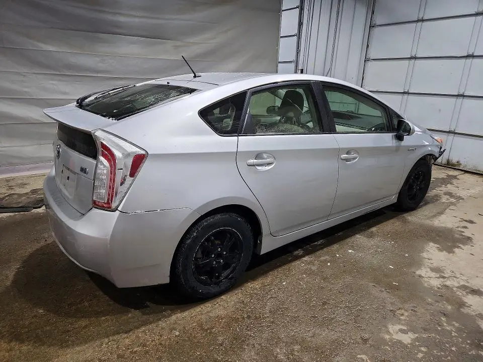 2012 TOYOTA PRIUS TWO  