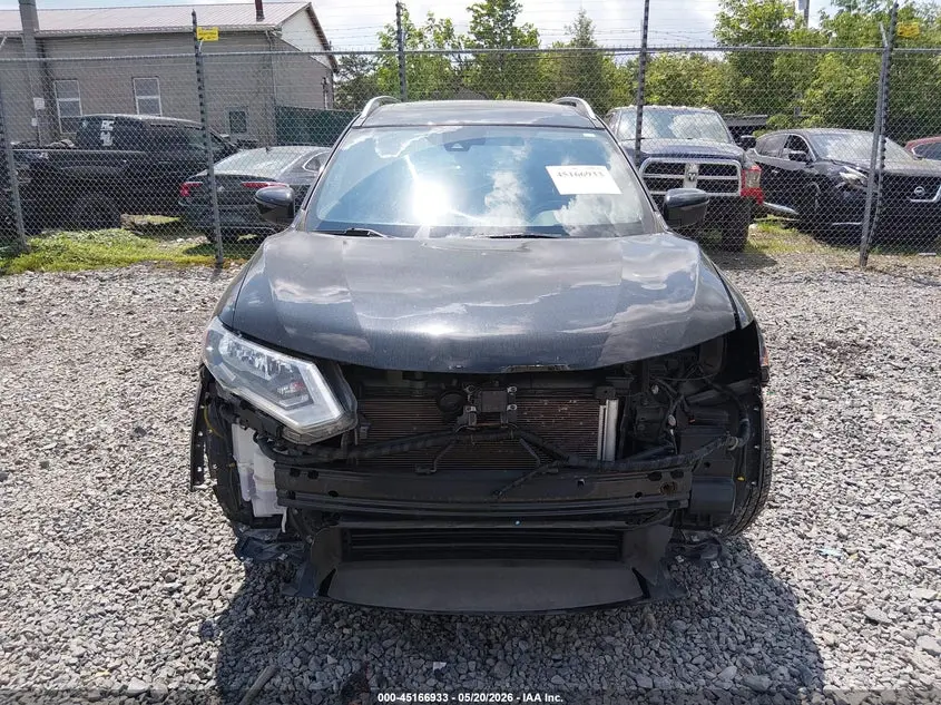 2019 NISSAN ROGUE SV