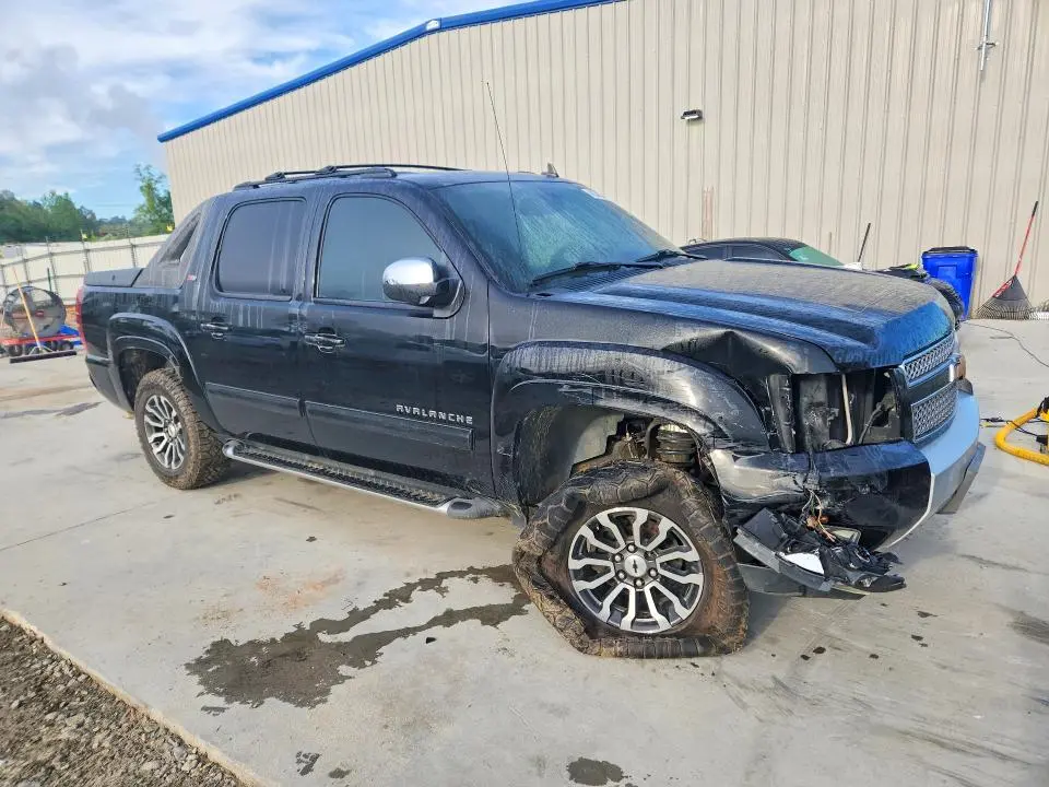 2012 CHEVROLET AVALANCHE LT  
