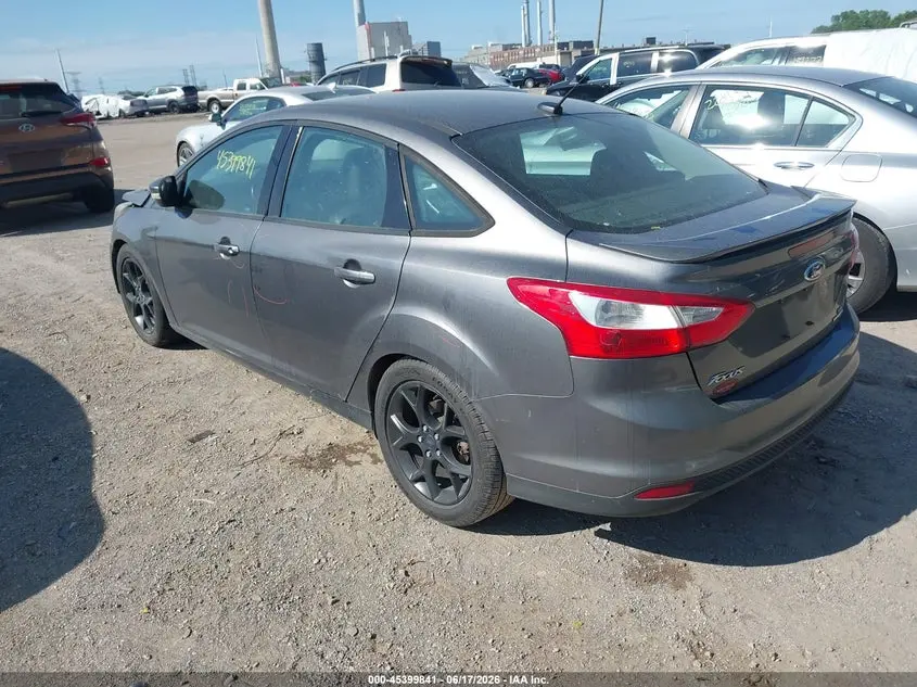 2014 FORD FOCUS SE