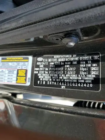 2012 KIA SORENTO BASE  
