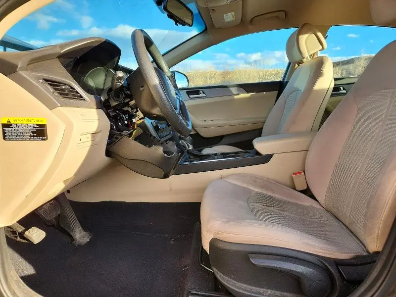 2017 HYUNDAI SONATA SE  