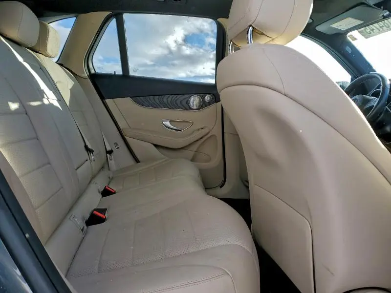 2018 MERCEDES-BENZ GLC 300 4MATIC  