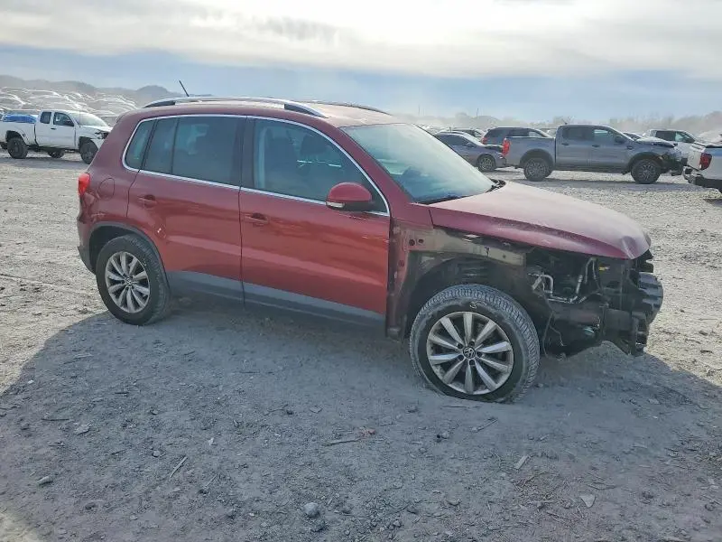 2011 VOLKSWAGEN TIGUAN S  