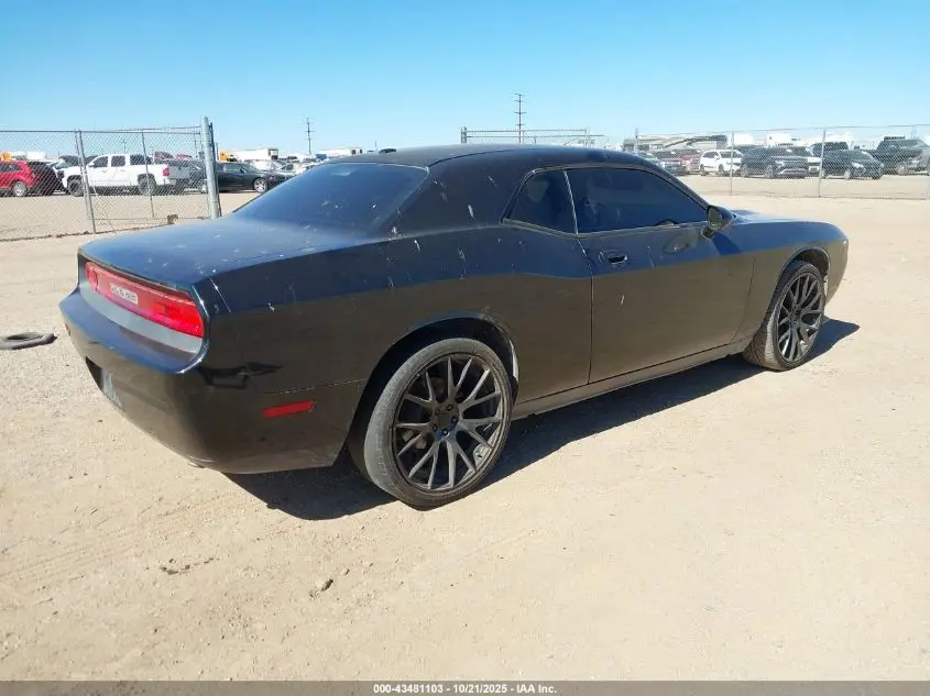 2010 DODGE CHALLENGER SE