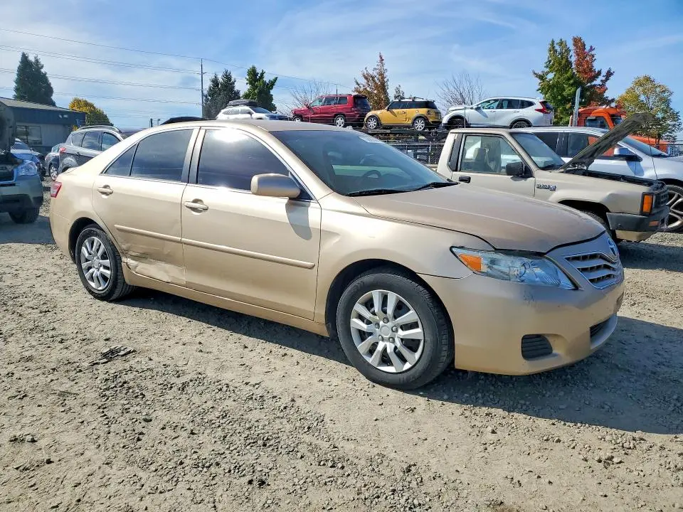 2010 TOYOTA CAMRY LE  