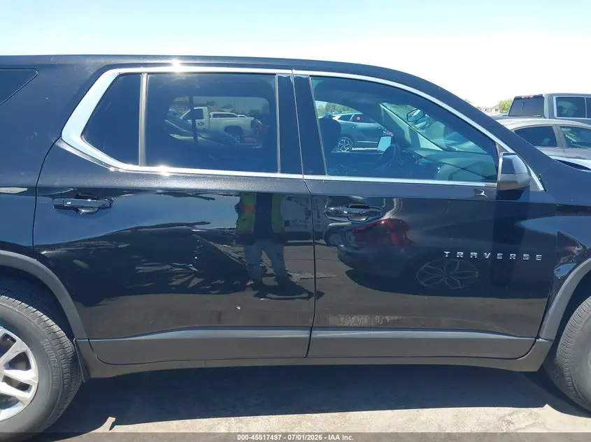 2021 CHEVROLET TRAVERSE FWD LS