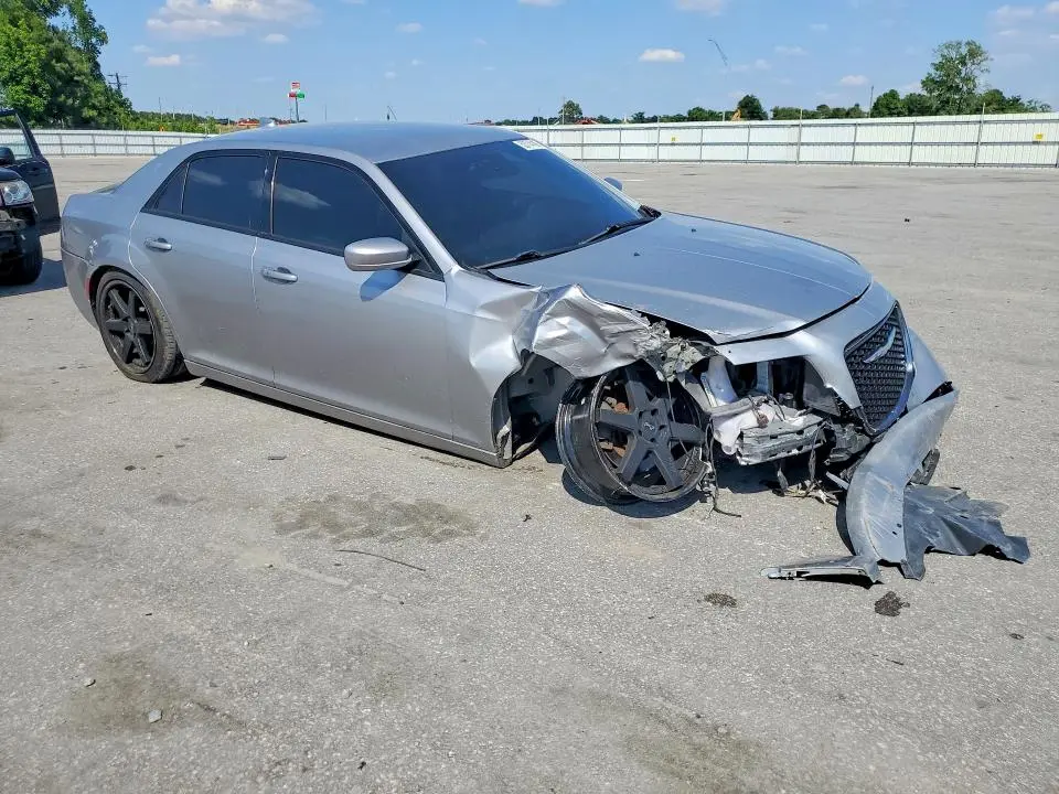 2016 CHRYSLER 300   