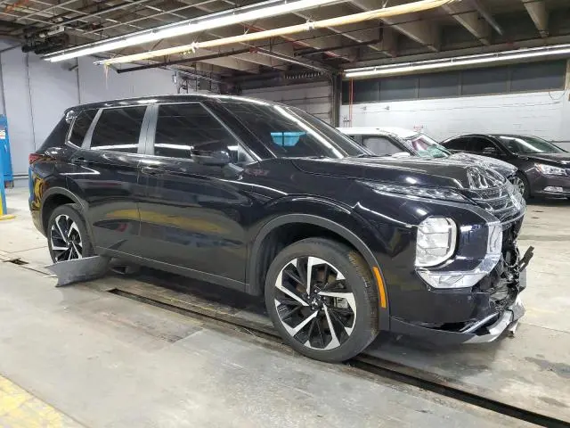 2024 MITSUBISHI OUTLANDER SE  