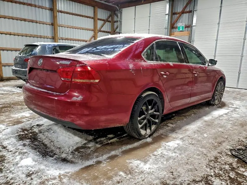 2015 VOLKSWAGEN PASSAT SE  