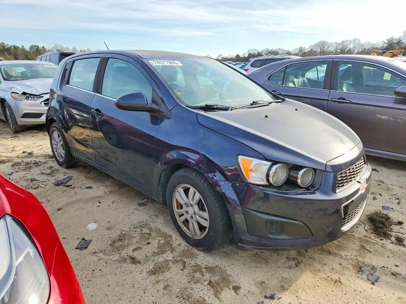 2016 CHEVROLET SONIC LT  