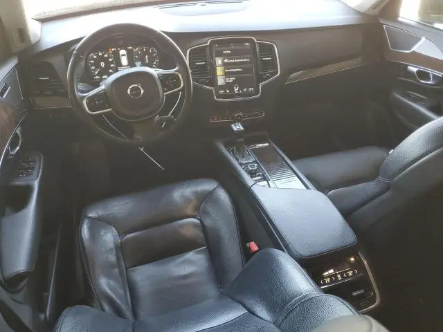 2016 VOLVO XC90 T6  
