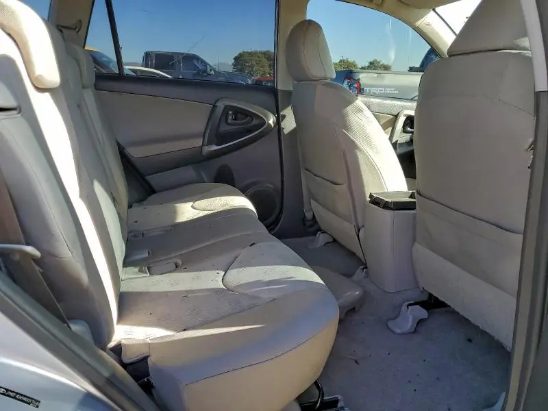 2010 TOYOTA RAV4   