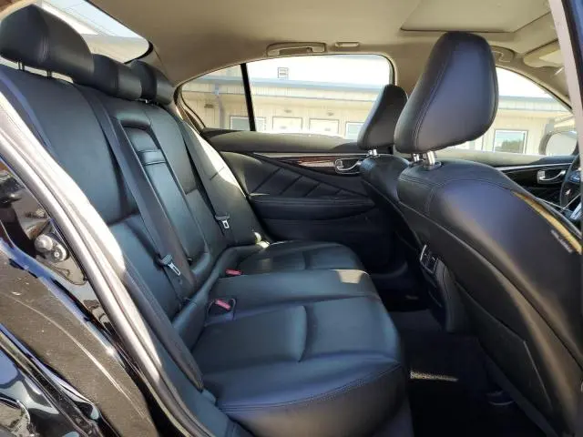 2018 INFINITI Q50 LUXE  