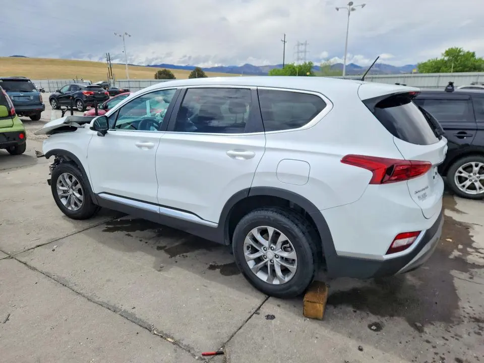 2019 HYUNDAI SANTA FE SE  
