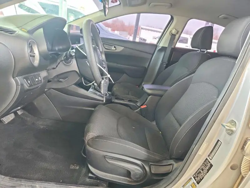 2021 KIA FORTE LXS  