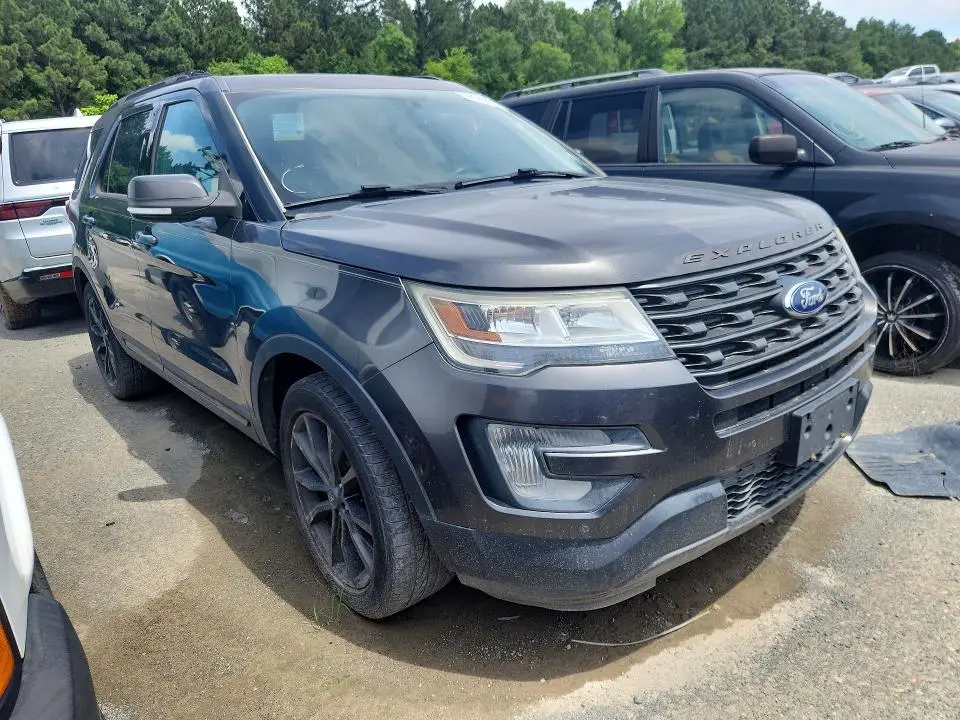 2017 FORD EXPLORER XLT  