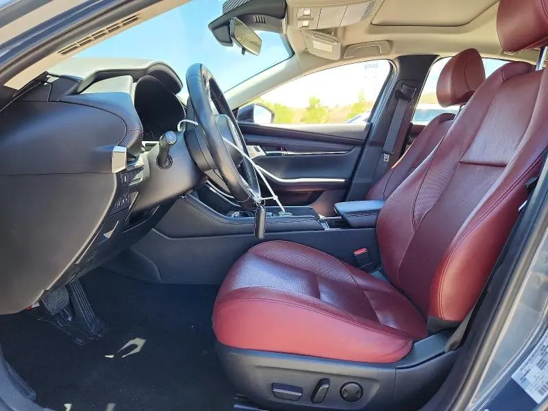 2022 MAZDA 3 PREFERRED  