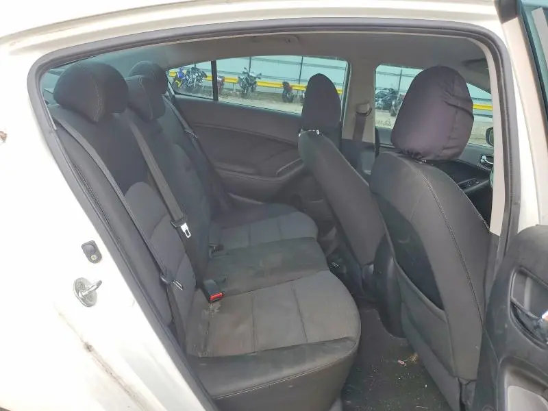 2014 KIA FORTE LX  